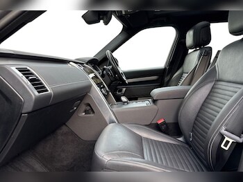 Used Land Rover Discovery 2022 for sale - 77261790: Photo