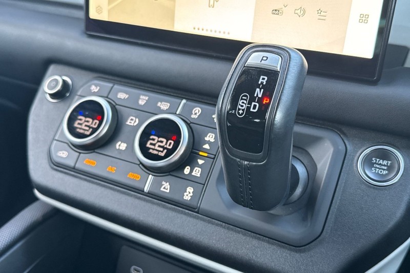 Used Land Rover Defender 2022 for sale - 78152740: Photo 14