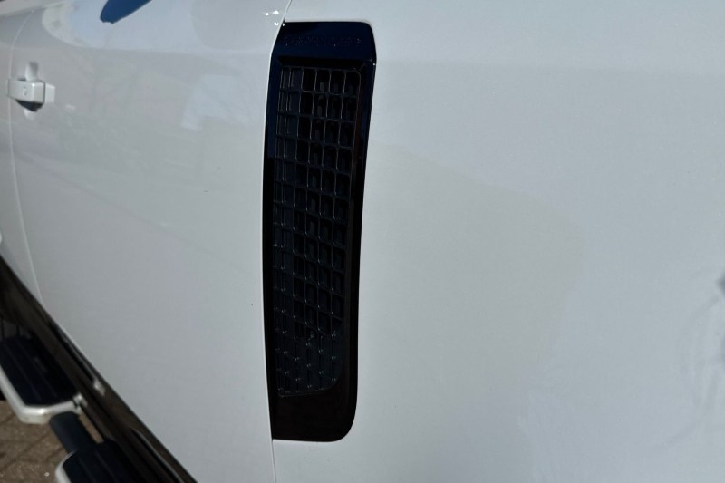 Used Land Rover Defender 2022 for sale - 78152740: Photo 21