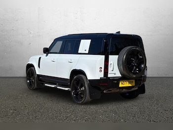 Used Land Rover Defender 2022 for sale - 78152740: Photo