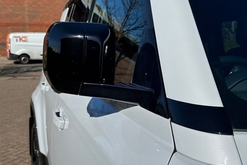 Used Land Rover Defender 2022 for sale - 78152740: Photo 54