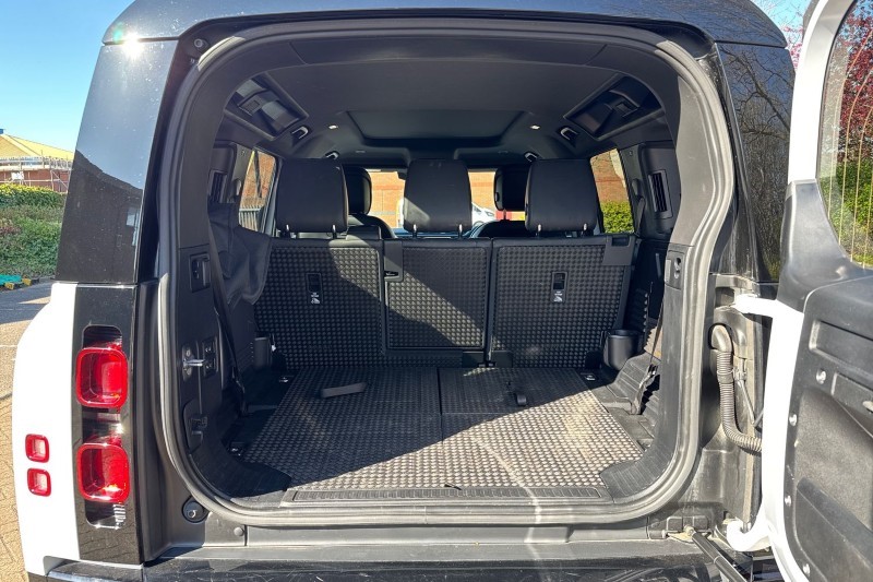 Used Land Rover Defender 2022 for sale - 78152740: Photo 65