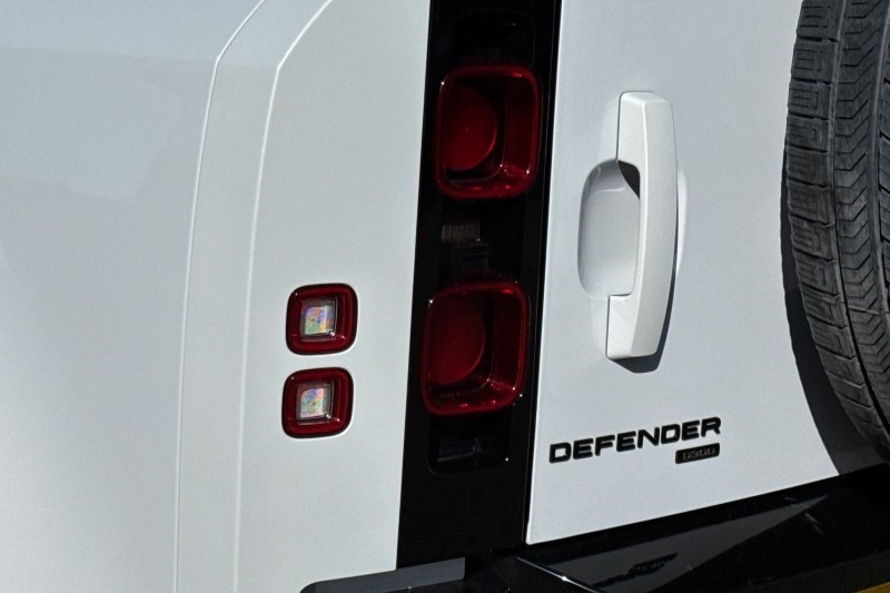 Used Land Rover Defender 2022 for sale - 78152740: Photo 74