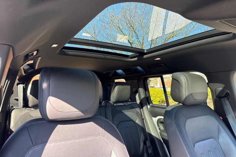 Used Land Rover Defender 2022 for sale - 78152740: Photo 76