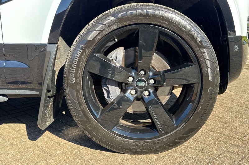 Used Land Rover Defender 2022 for sale - 78152740: Photo 9