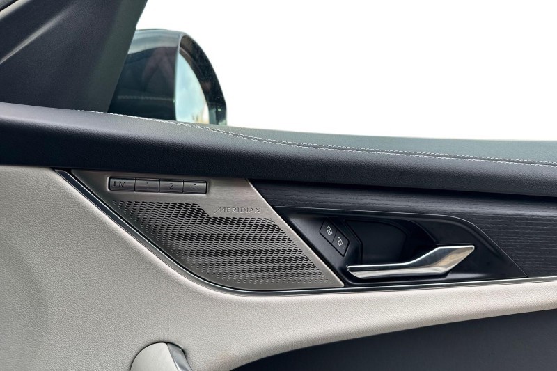 Used Jaguar F-Pace 2023 for sale - 76981705: Photo 22