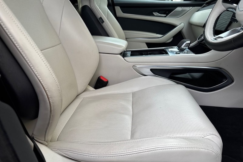 Used Jaguar F-Pace 2023 for sale - 76981705: Photo 25