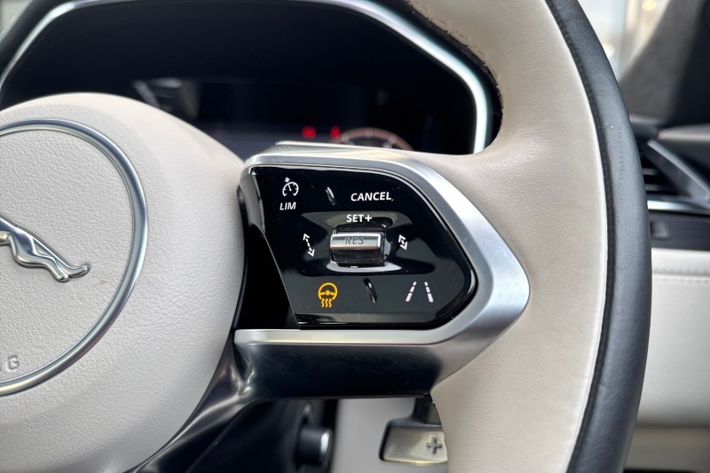 Used Jaguar F-Pace 2023 for sale - 76981705: Photo 27