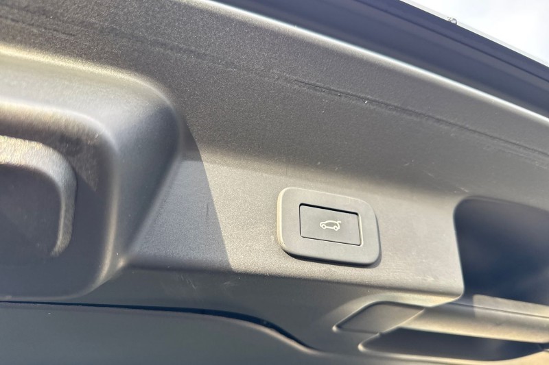 Used Jaguar F-Pace 2023 for sale - 76981705: Photo 43