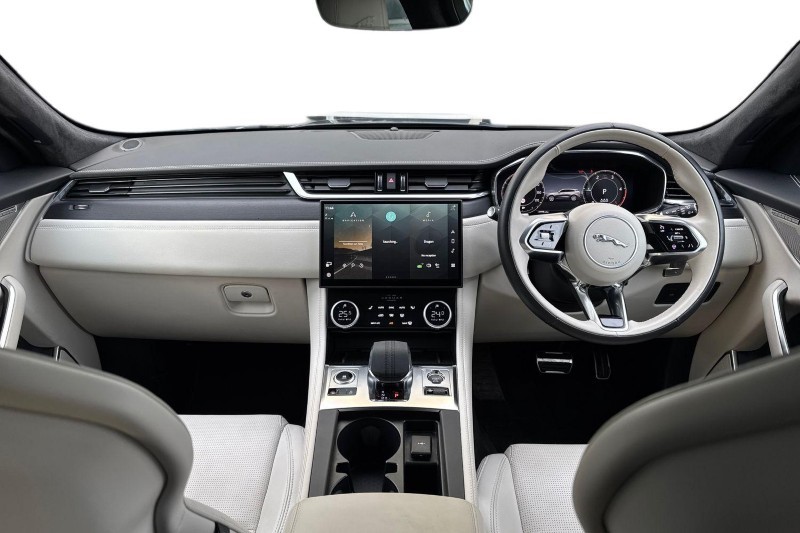 Used Jaguar F-Pace 2023 for sale - 76981705: Photo 9