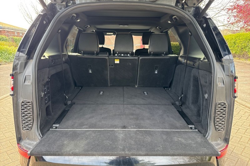 Used Land Rover Discovery 2018 for sale - 78162082: Photo 11