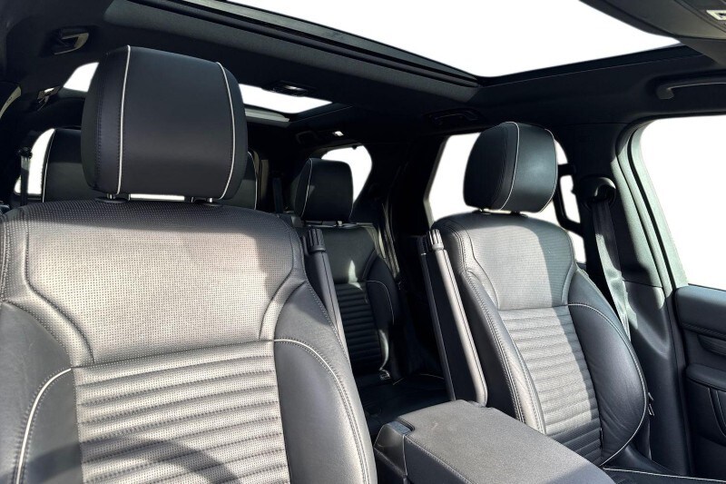 Used Land Rover Discovery 2018 for sale - 78162082: Photo 28