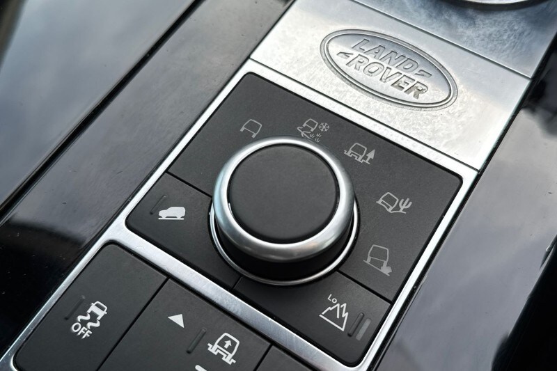 Used Land Rover Discovery 2018 for sale - 78162082: Photo 38