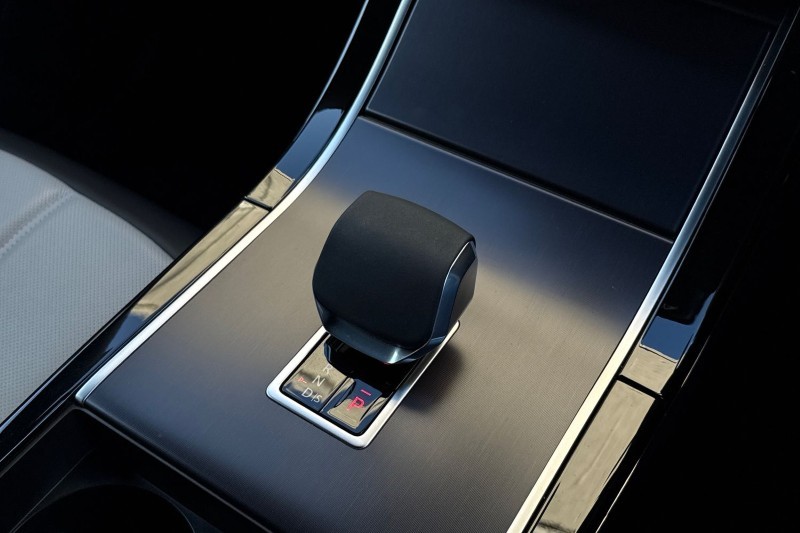 Used Land Rover Range Rover Evoque 2025 for sale - 76982264: Photo 13