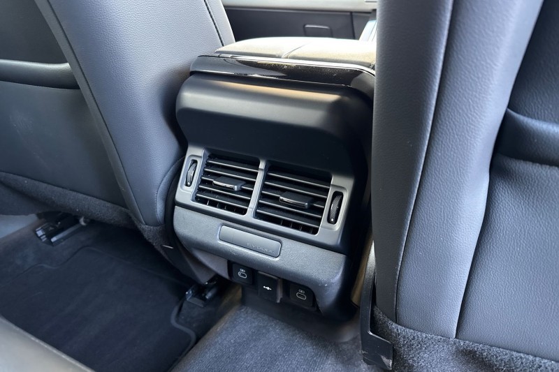 Used Land Rover Range Rover Evoque 2025 for sale - 76982264: Photo 18