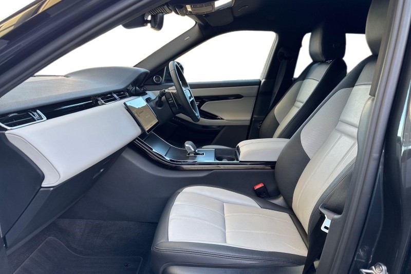 Used Land Rover Range Rover Evoque 2025 for sale - 76982264: Photo 3