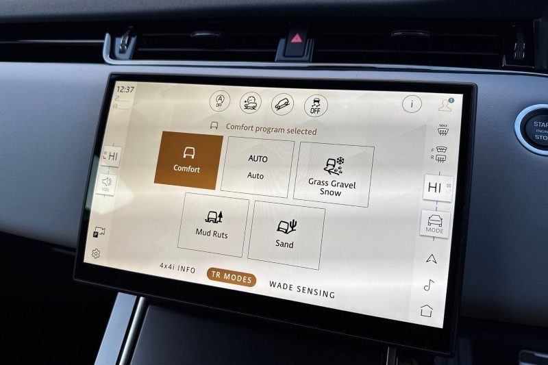 Used Land Rover Range Rover Evoque 2025 for sale - 76982264: Photo 32