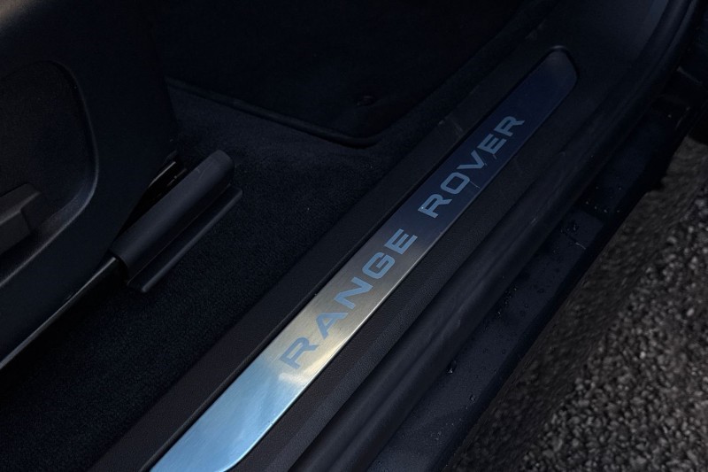 Used Land Rover Range Rover Evoque 2025 for sale - 76982264: Photo 37