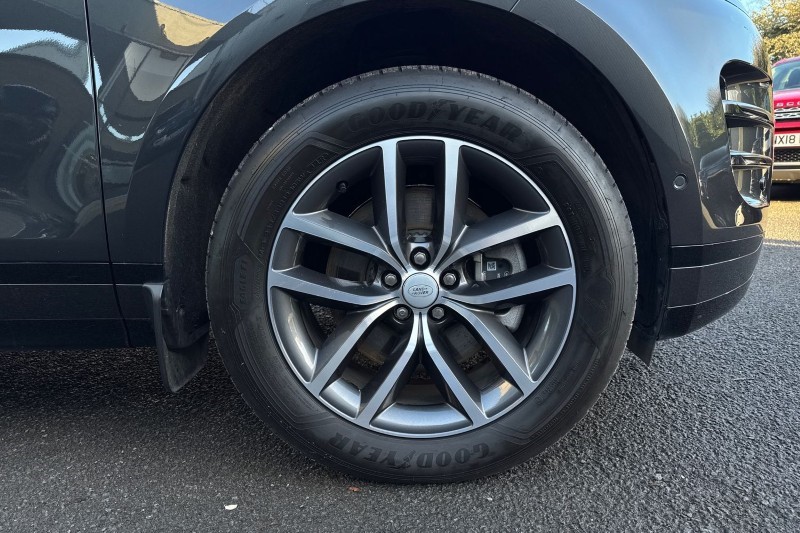 Used Land Rover Range Rover Evoque 2025 for sale - 76982264: Photo 8