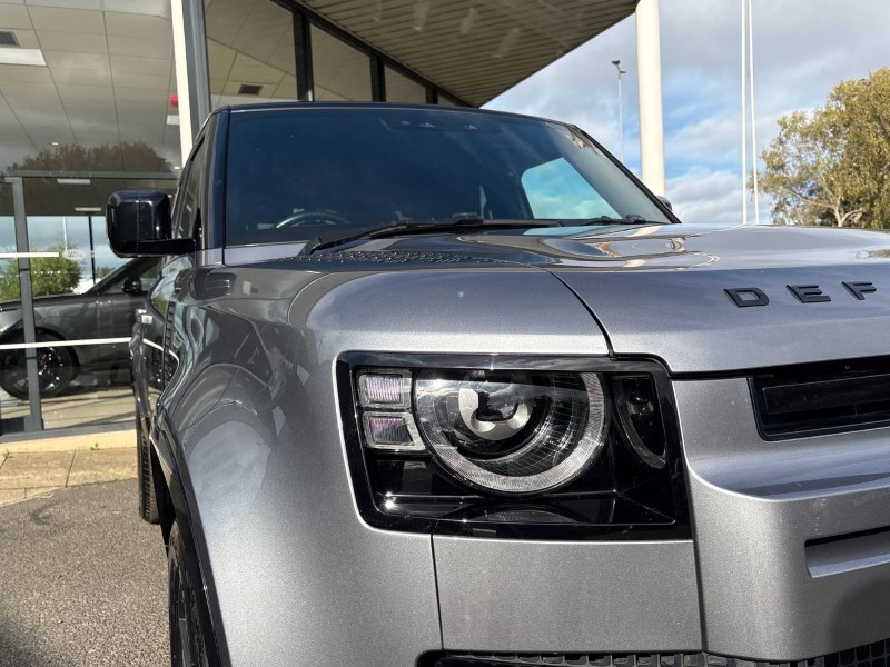 Used Land Rover Defender 2024 for sale - 76981016: Photo 16