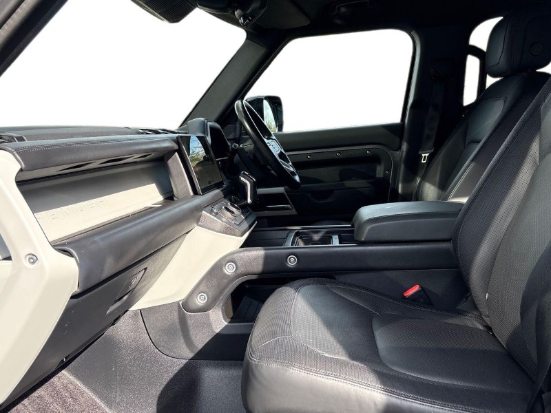 Used Land Rover Defender 2024 for sale - 76981016: Photo 3