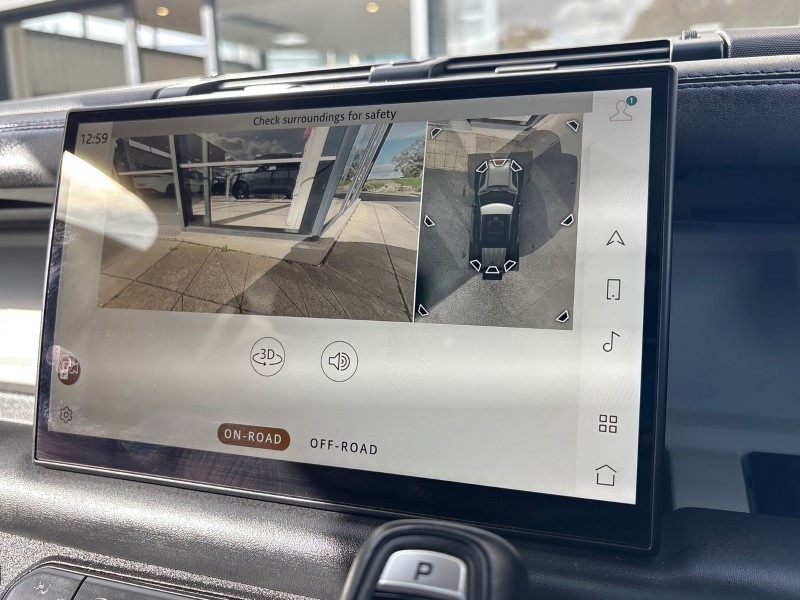 Used Land Rover Defender 2024 for sale - 76981016: Photo 31