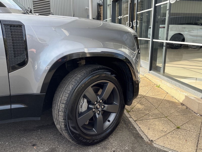 Used Land Rover Defender 2024 for sale - 76981016: Photo 43