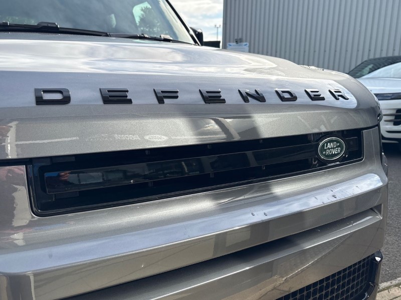 Used Land Rover Defender 2024 for sale - 76981016: Photo 44