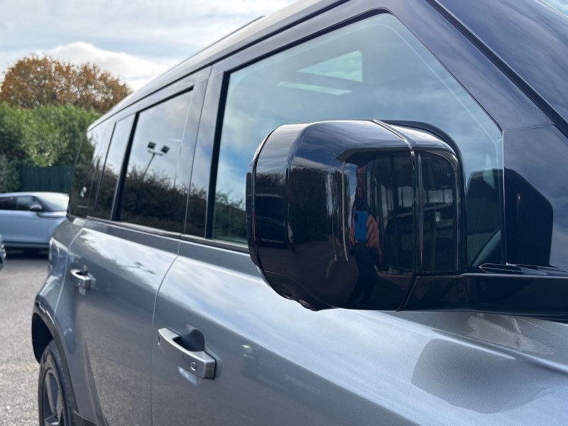 Used Land Rover Defender 2024 for sale - 76981016: Photo 51