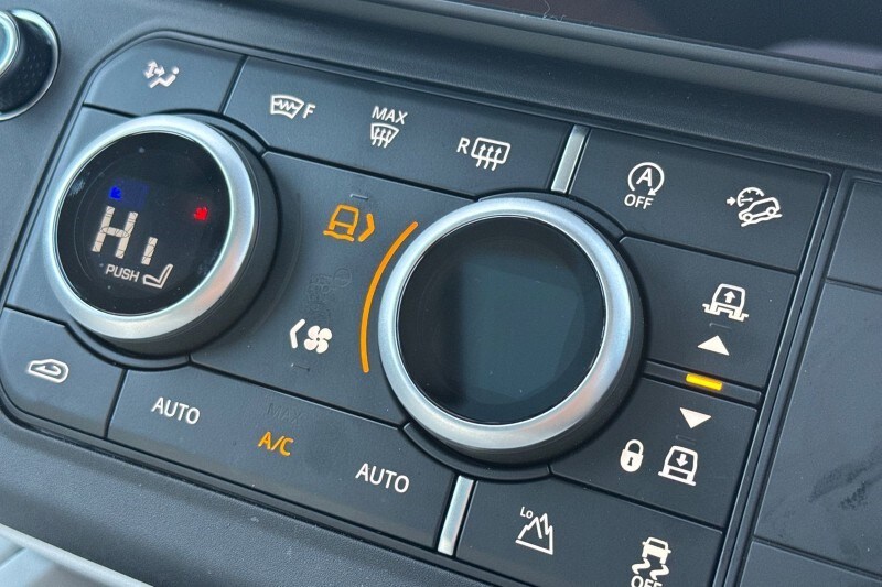 Used Land Rover Defender 2025 for sale - 77934554: Photo 39