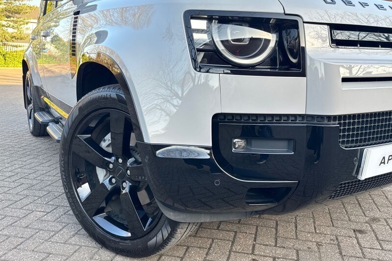 Used Land Rover Defender 2025 for sale - 77934554: Photo 44