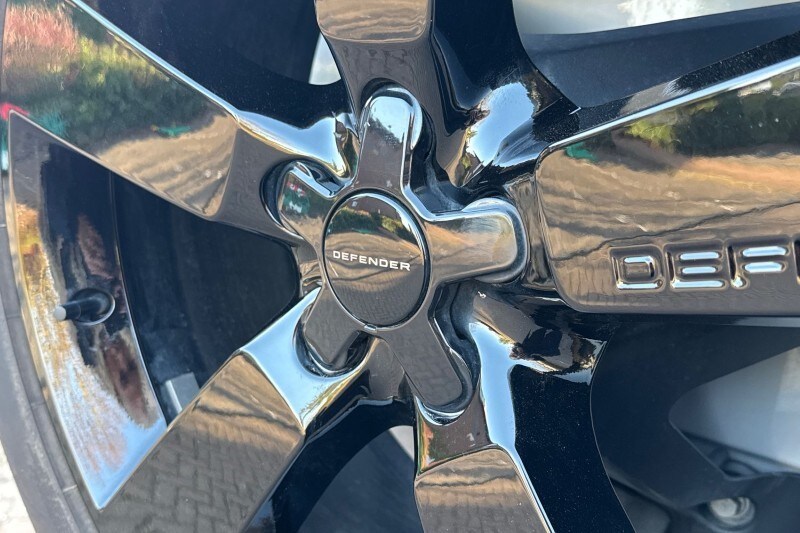 Used Land Rover Defender 2025 for sale - 77934554: Photo 47