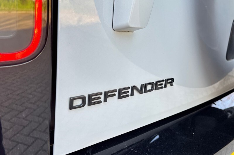 Used Land Rover Defender 2025 for sale - 77934554: Photo 48