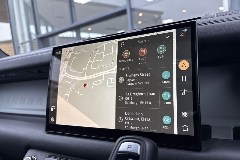 Used Land Rover Defender 2023 for sale - 77778661: Photo 11