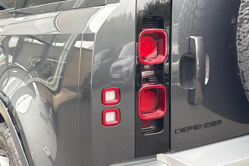 Used Land Rover Defender 2023 for sale - 77778661: Photo 19