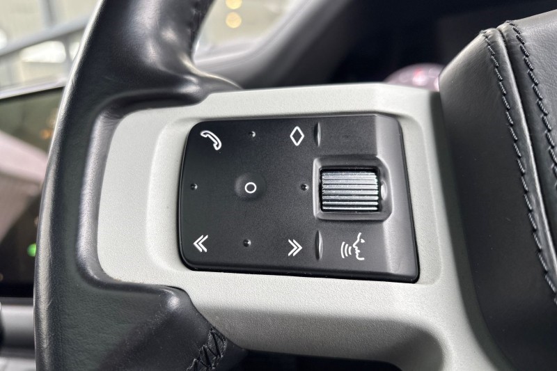 Used Land Rover Defender 2023 for sale - 77778661: Photo 29