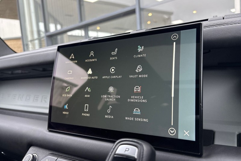 Used Land Rover Defender 2023 for sale - 77778661: Photo 34