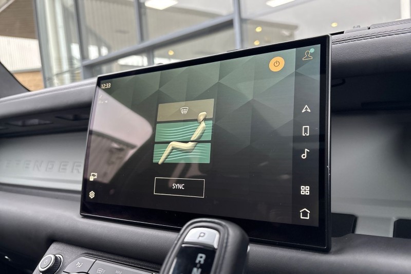 Used Land Rover Defender 2023 for sale - 77778661: Photo 35