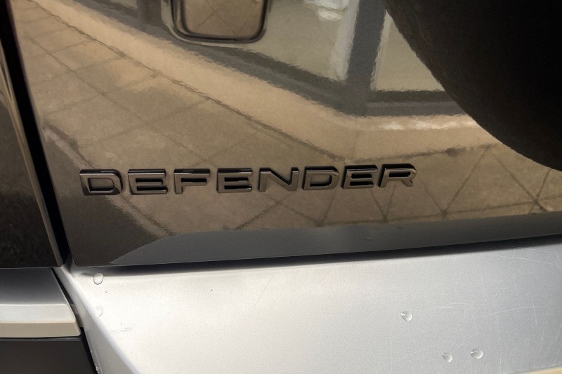 Used Land Rover Defender 2023 for sale - 77778661: Photo 48