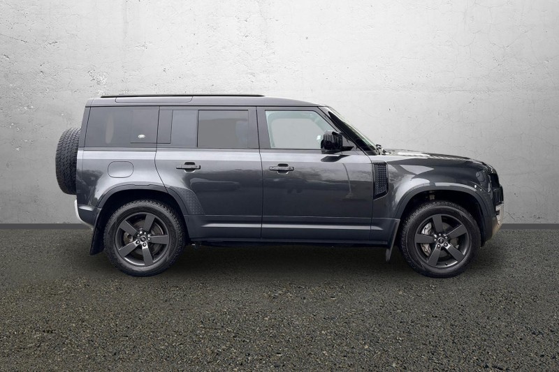 Used Land Rover Defender 2023 for sale - 77778661: Photo 5