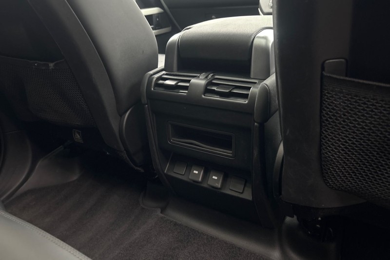 Used Land Rover Defender 2023 for sale - 77715015: Photo 18