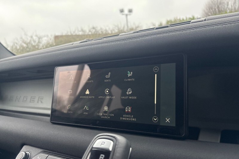 Used Land Rover Defender 2023 for sale - 77715015: Photo 33