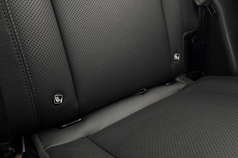 Used Land Rover Defender 2023 for sale - 77715015: Photo 40