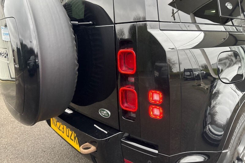 Used Land Rover Defender 2023 for sale - 77715015: Photo 50