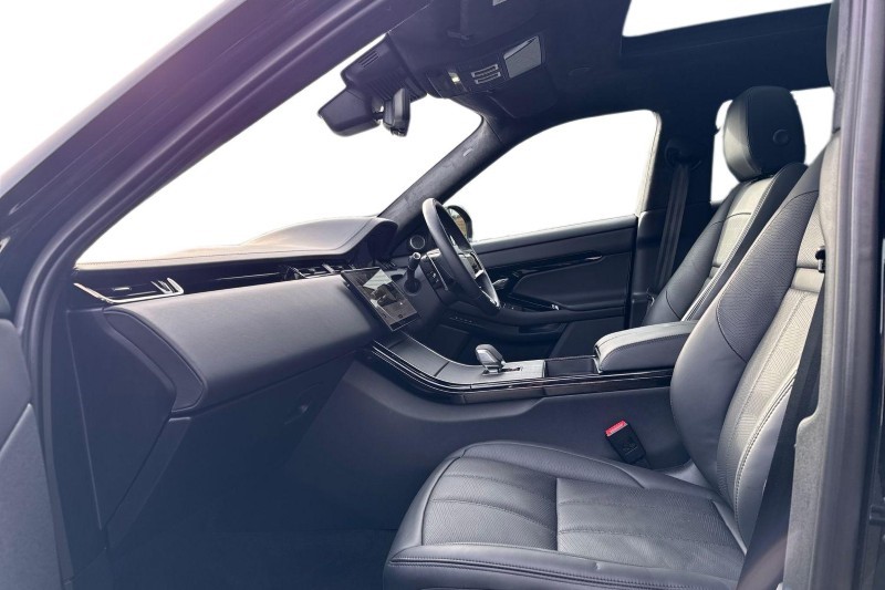 Used Land Rover Range Rover Evoque 2025 for sale - 77545366: Photo 3