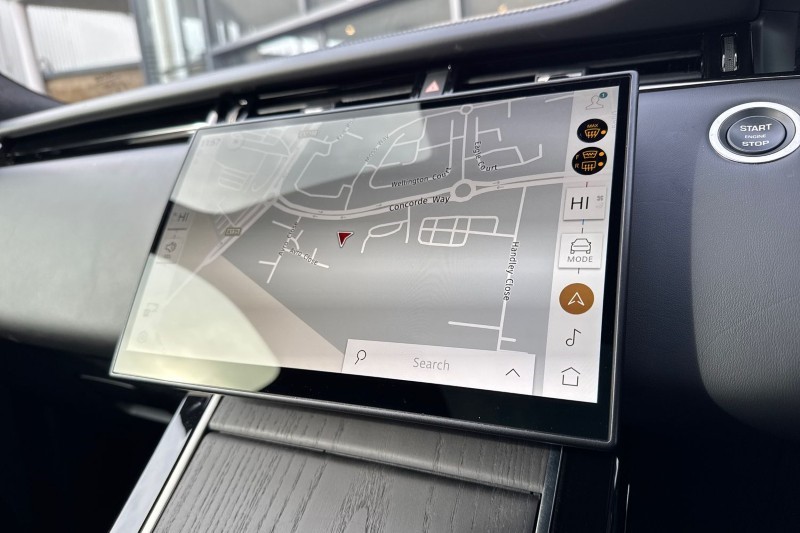 Used Land Rover Range Rover Evoque 2025 for sale - 77545366: Photo 32