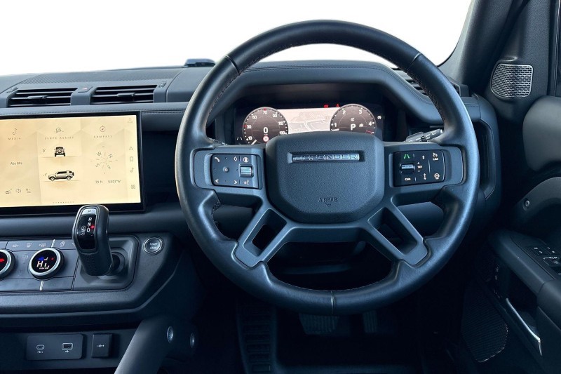 Used Land Rover Defender 2024 for sale - 77930986: Photo 15