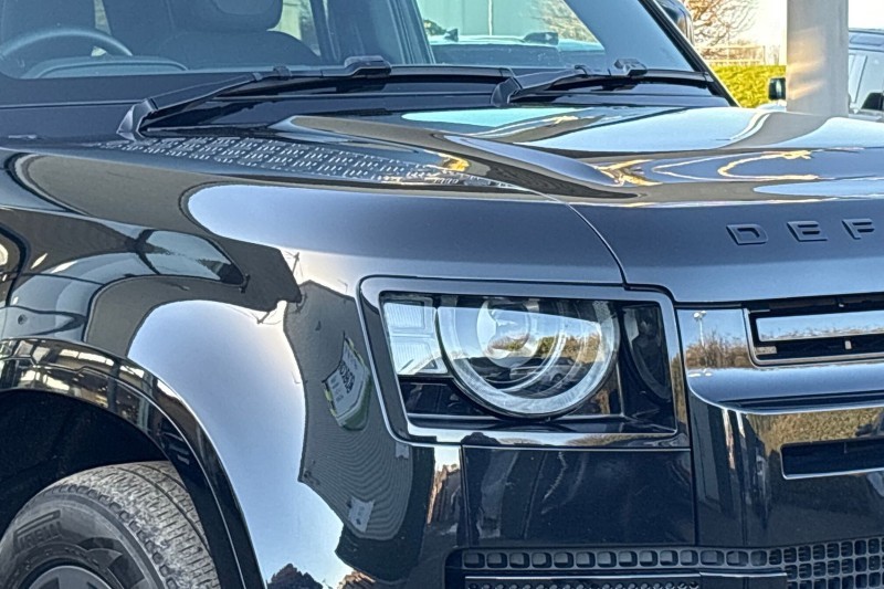 Used Land Rover Defender 2024 for sale - 77930986: Photo 17