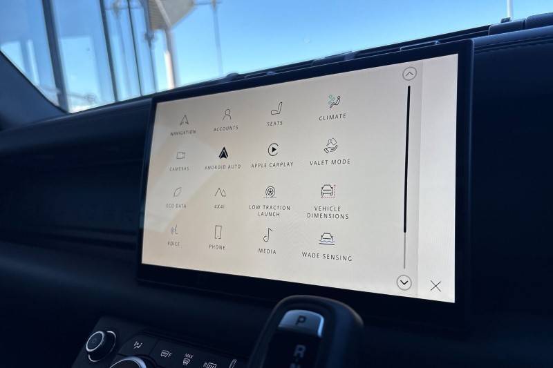 Used Land Rover Defender 2024 for sale - 77930986: Photo 33