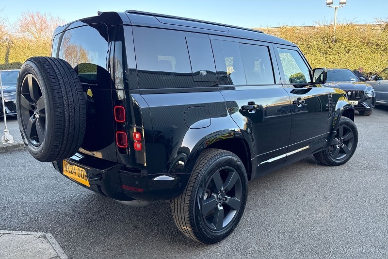 Used Land Rover Defender 2024 for sale - 77930986: Photo 51